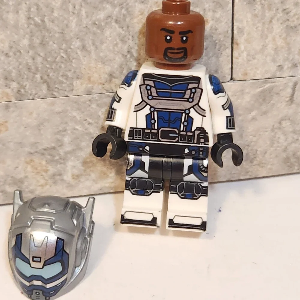 LEGO Marvel War Machine Minifigure sh564 Avengers Endgame Quantum Suit Rhodes